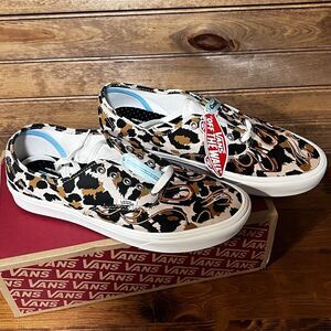 VANS Comfycush Authentic NIB Flame Embroidery Men’s Shoe Sz 10 Skate Canvas